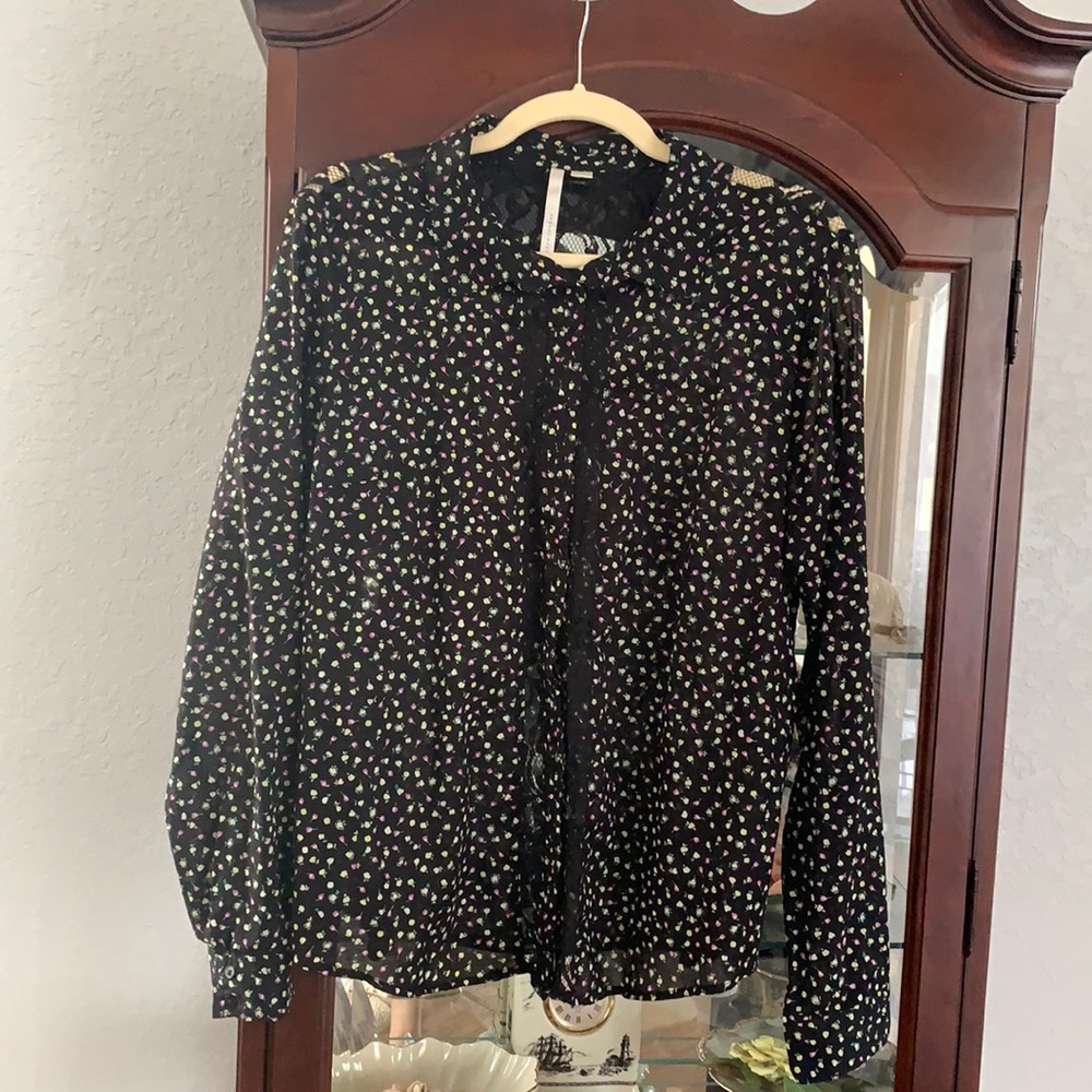 Lauren Conrad Women’s Button Floral/Lace Top Sz L